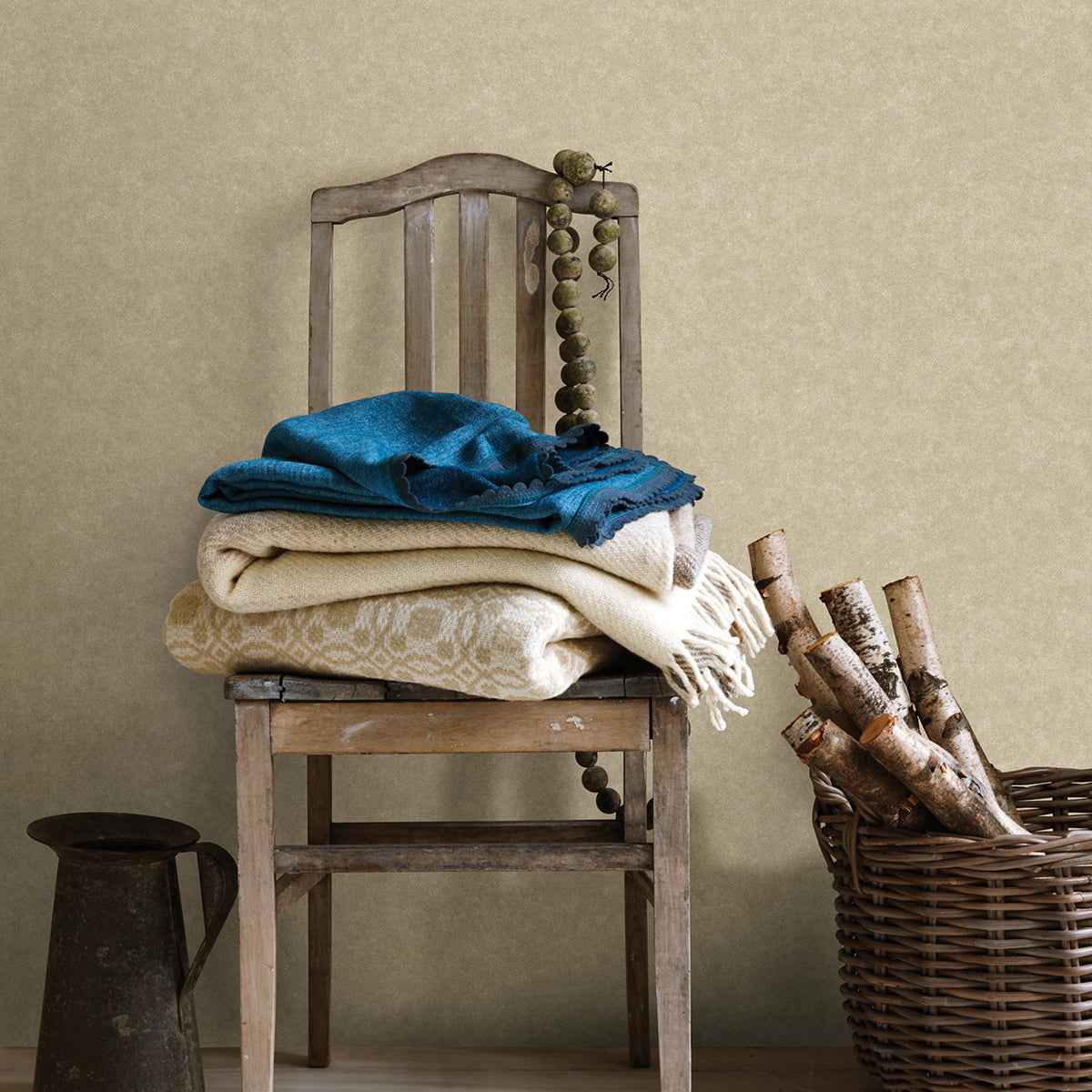 Cielo Champagne Sponged Metallic Wallpaper - York Wallcoverings - 2896-25361 - York Wallcoverings Wallpaper