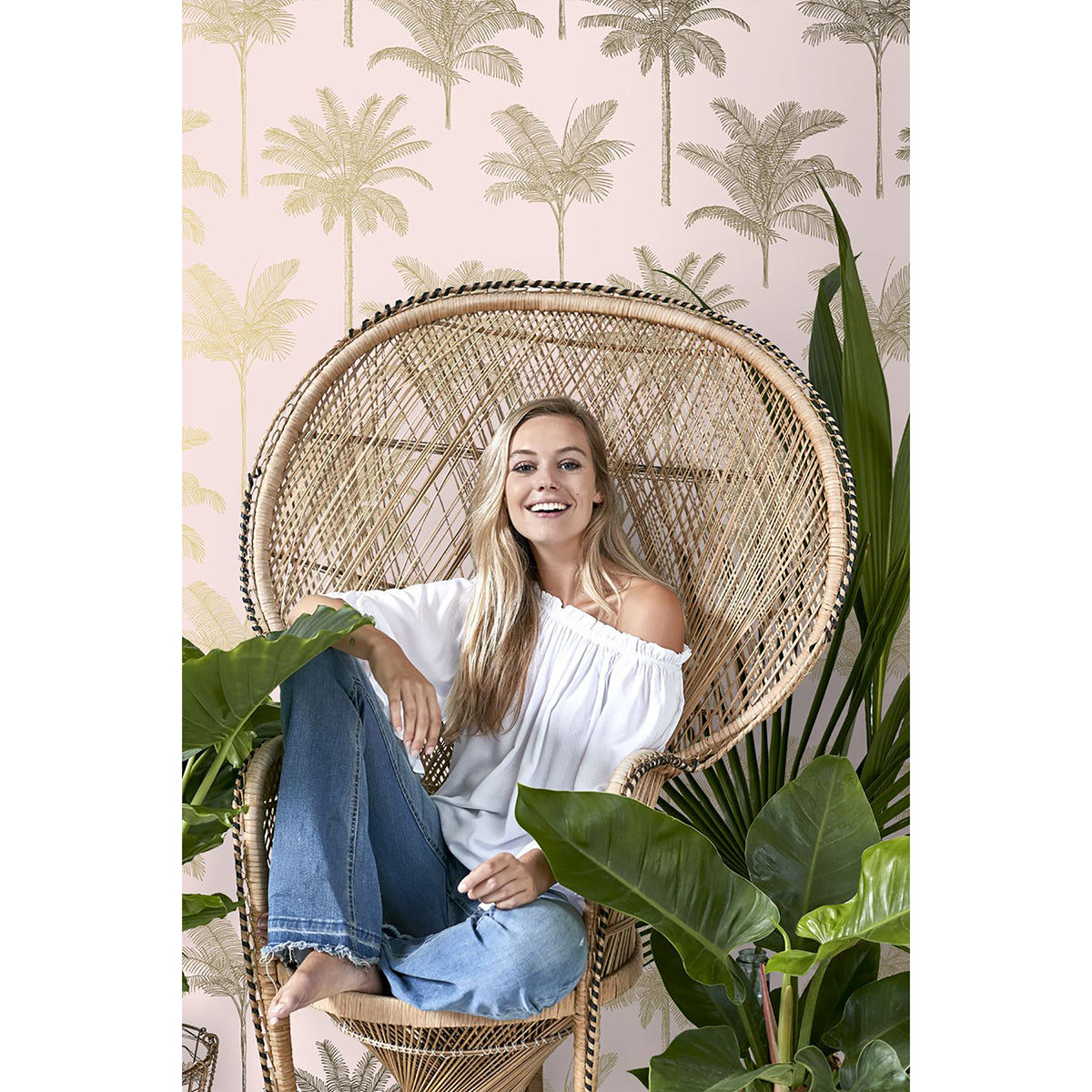 taj-blush-palm-trees-wallpaper-york-wallcoverings-dd139164