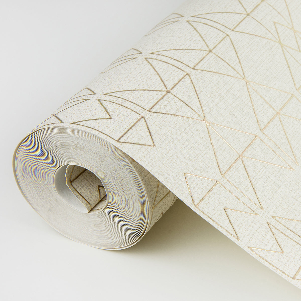 paititi-gold-diamond-trellis-wallpaper-york-wallcoverings-4019-86403