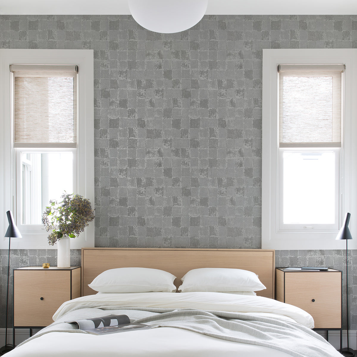 varak-silver-checkerboard-wallpaper-york-wallcoverings-4019-86421