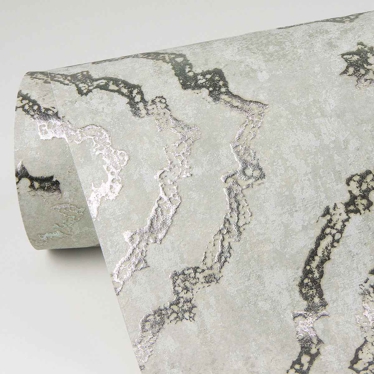 Uma Platinum Star Medallion Wallpaper - York Wallcoverings - 4019-86424