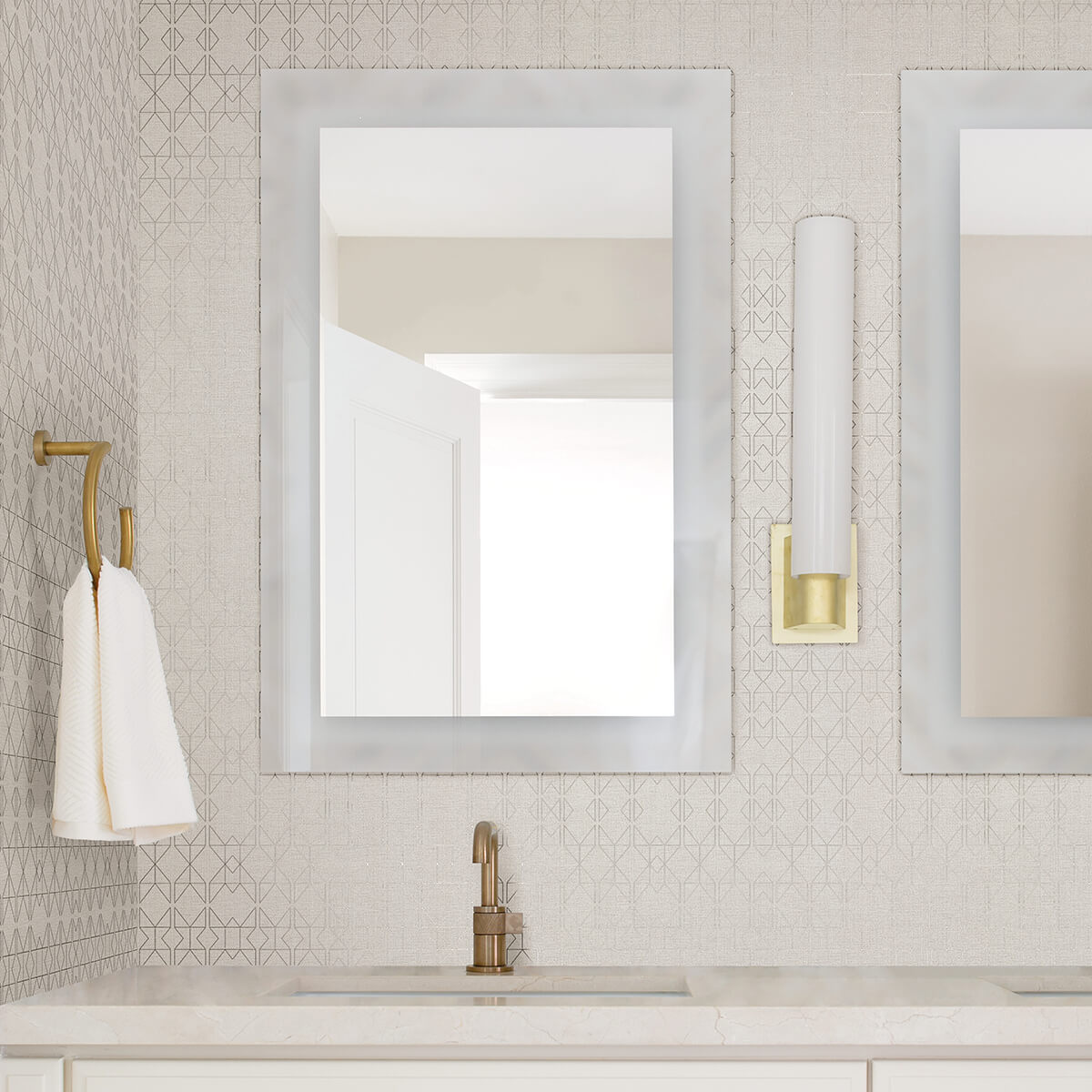 paititi-rose-gold-diamond-trellis-wallpaper-york-wallcoverings-4019-86436 - York Wallcoverings Wallpaper