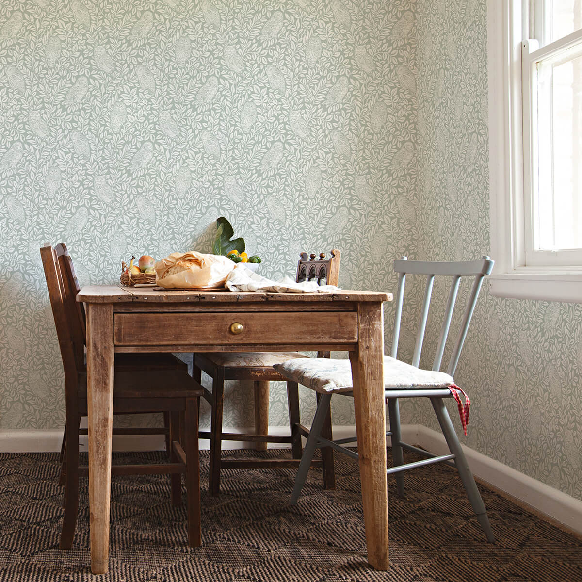 parliament-grey-owl-wallpaper-york-wallcoverings-3123-12411 - York Wallcoverings Papel pintado