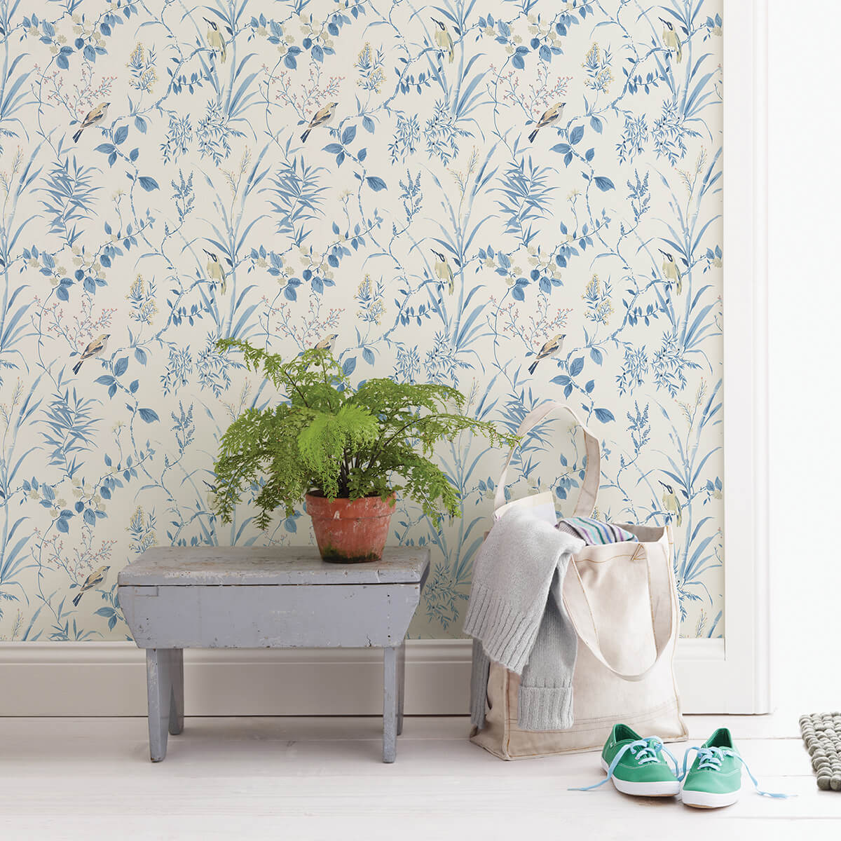 imperial-garden-blue-botanical-wallpaper-york-wallcoverings-3123-24170 - York Wallcoverings Papel pintado
