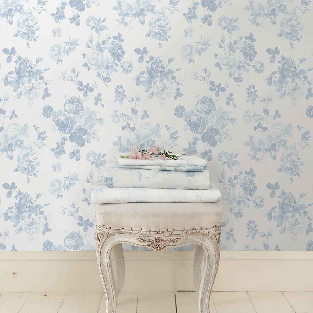 Everblooming Rosettes Dreamy Sky Cabbage Rose Bouquets Wallpaper - York Wallcoverings - AST4102