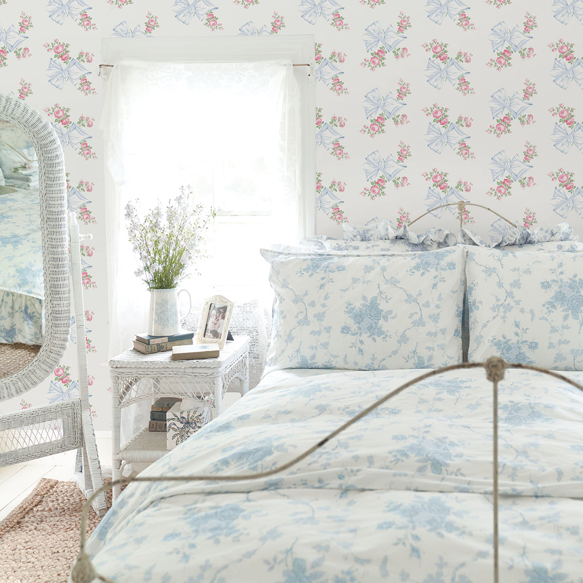 rosa-beaux-light-blue-large-bow-spot-wallpaper-york-wallcoverings-ast4113