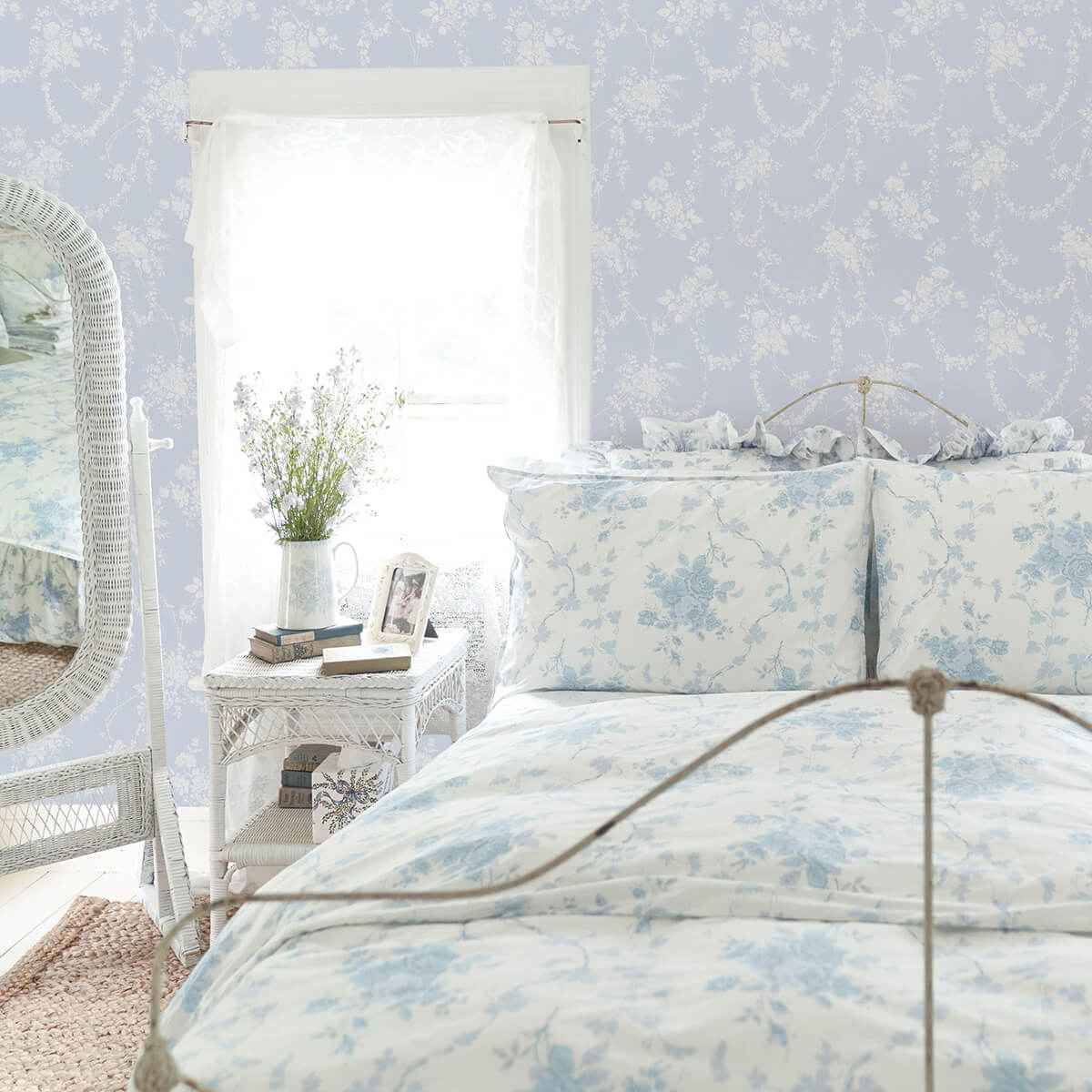 Chandelier Gates Blue Gemstone Floral Drape Wallpaper - York Wallcoverings - AST4170