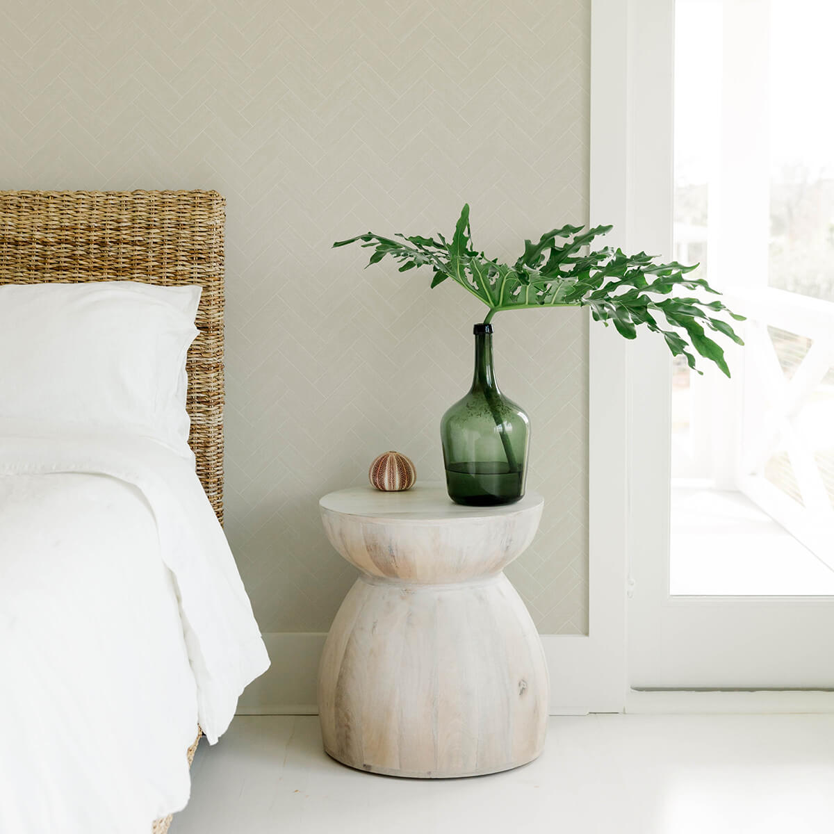 kaliko-light-grey-wood-herringbone-wallpaper-york-wallcoverings-3122-10120 - York Wallcoverings Papel pintado