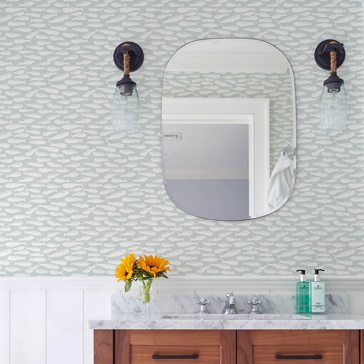 nunkie-light-blue-sardine-wallpaper-york-wallcoverings-3122-10502 - York Wallcoverings Papel pintado