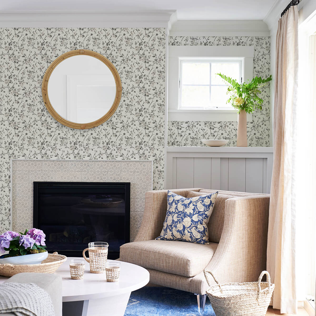 glinda-black-floral-trail-wallpaper-york-wallcoverings-3122-10920 - York Wallcoverings Papel pintado