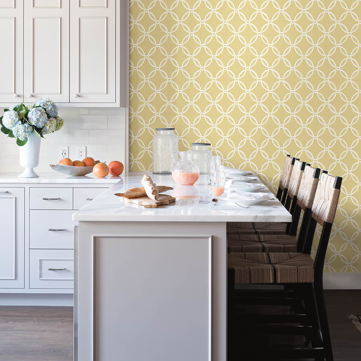 quelala-yellow-ring-ogee-wallpaper-york-wallcoverings-3122-11003 - York Wallcoverings Wallpaper