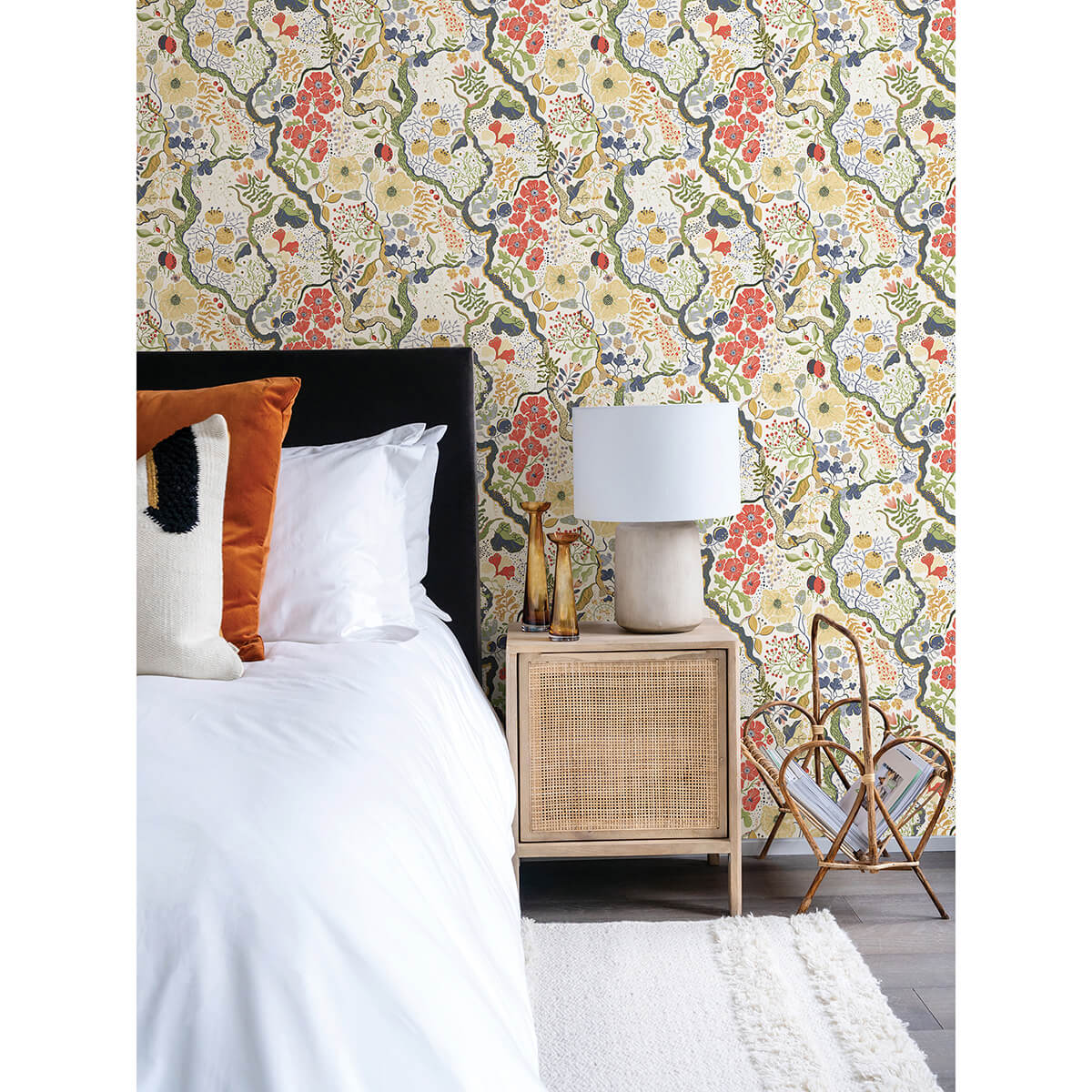 ann-green-floral-vines-wallpaper-york-wallcoverings-2932-65102 - York Wallcoverings Papel pintado
