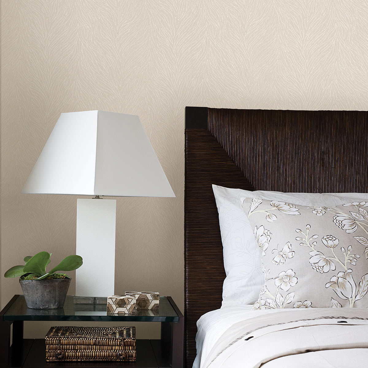 Tomo Cream Abstract Wallpaper - York Wallcoverings - 4035-58426 - York Wallcoverings Wallpaper