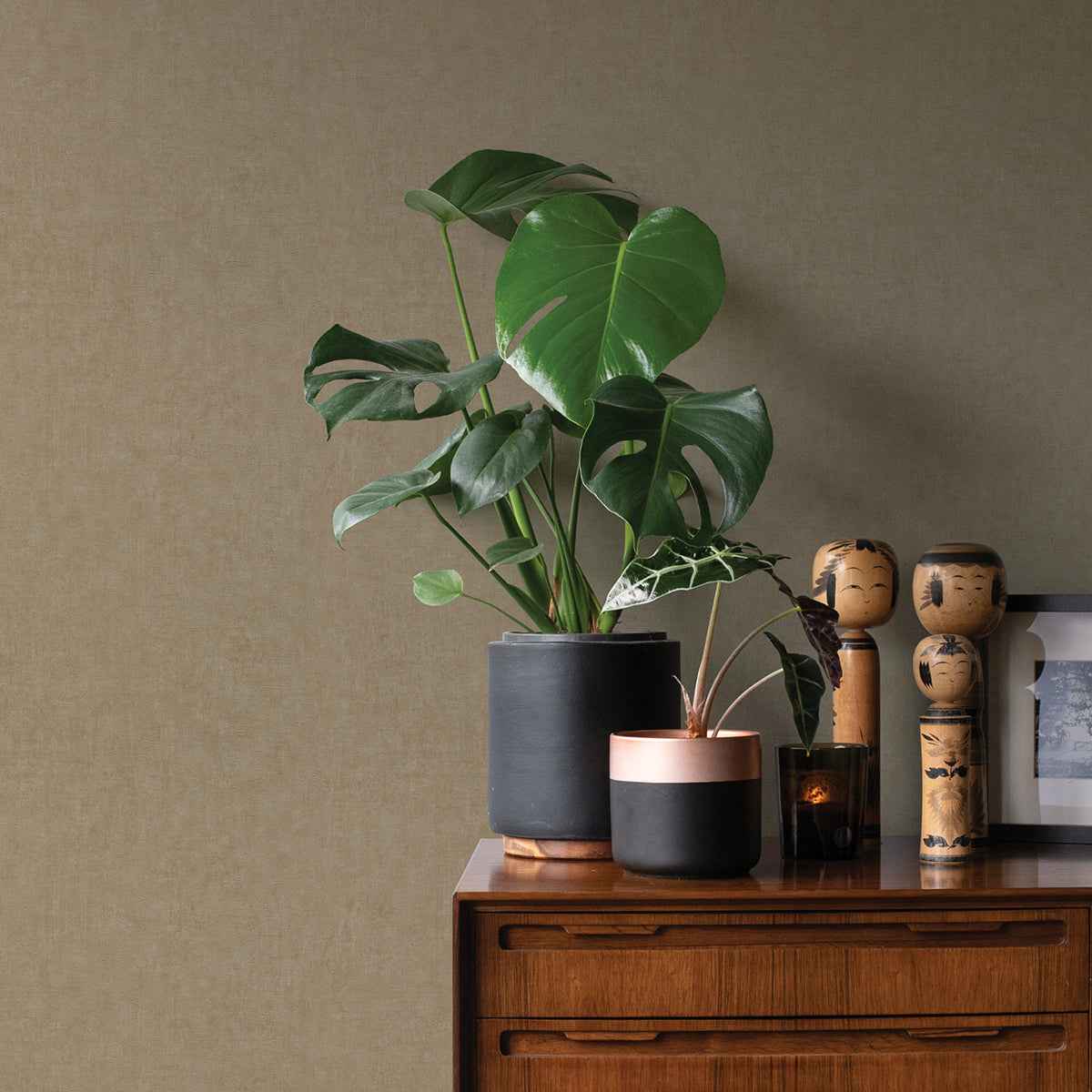 Maemi Gold Distressed Wallpaper - York Wallcoverings - 4035-429299