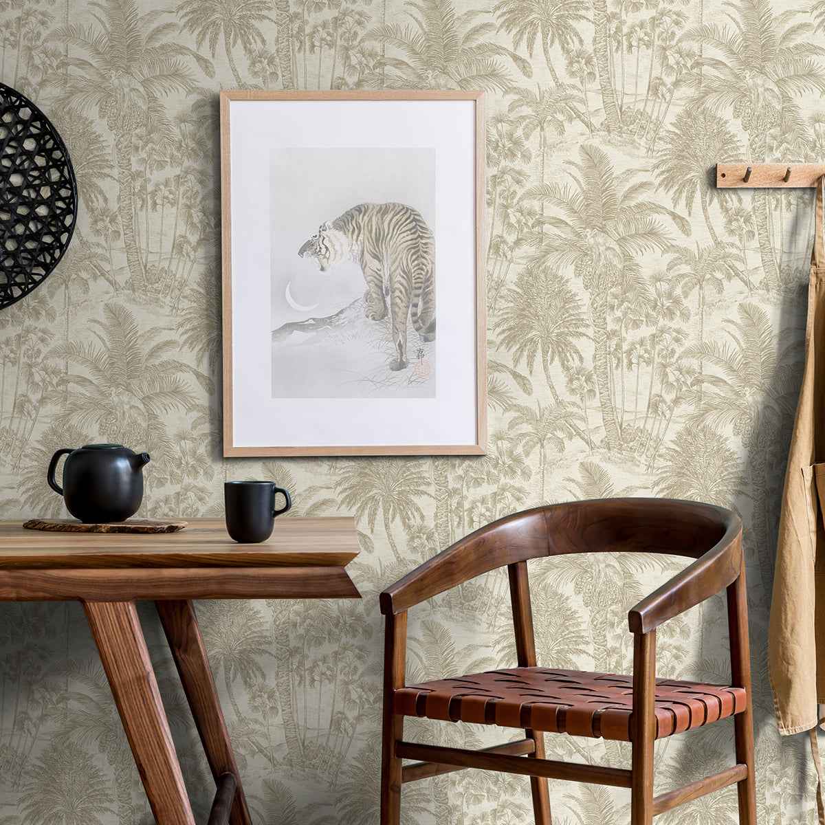 Yubi Gold Palm Trees Wallpaper - York Wallcoverings - 4035-832549 - York Wallcoverings Wallpaper