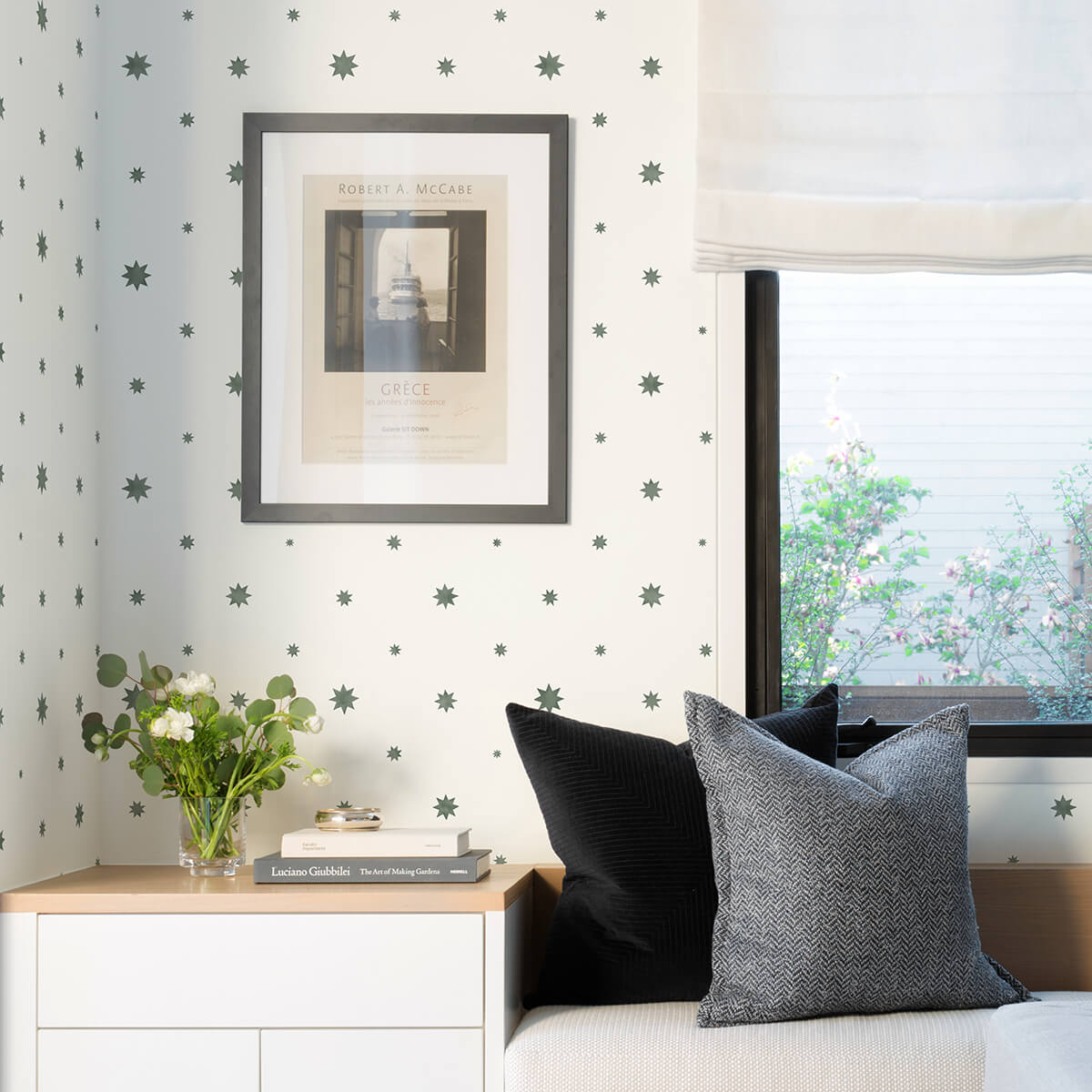 henry-green-starburst-wallpaper-york-wallcoverings-ast4352 - York Wallcoverings Wallpaper