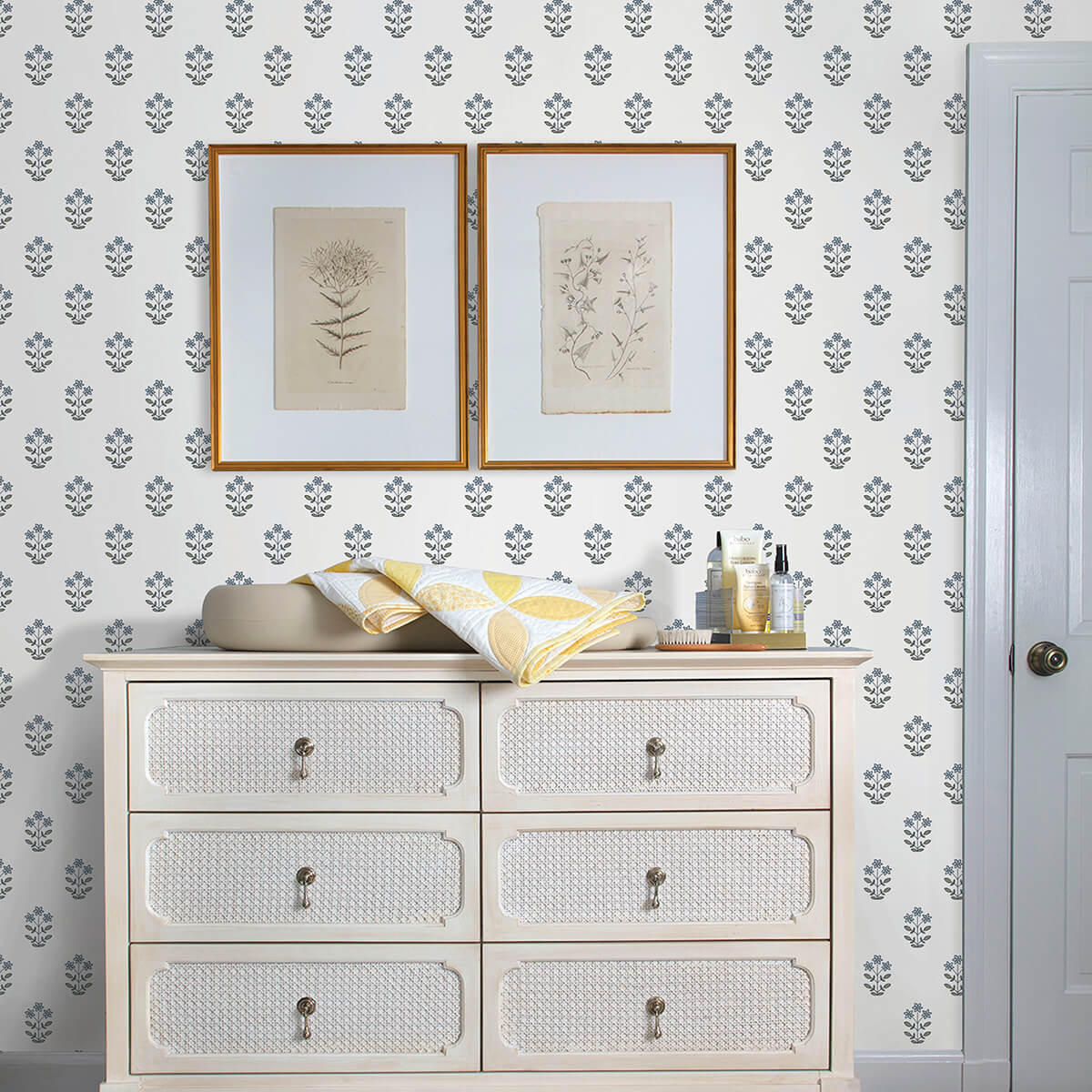 kit-blue-heather-floral-wallpaper-york-wallcoverings-ast4358 - York Wallcoverings Wallpaper