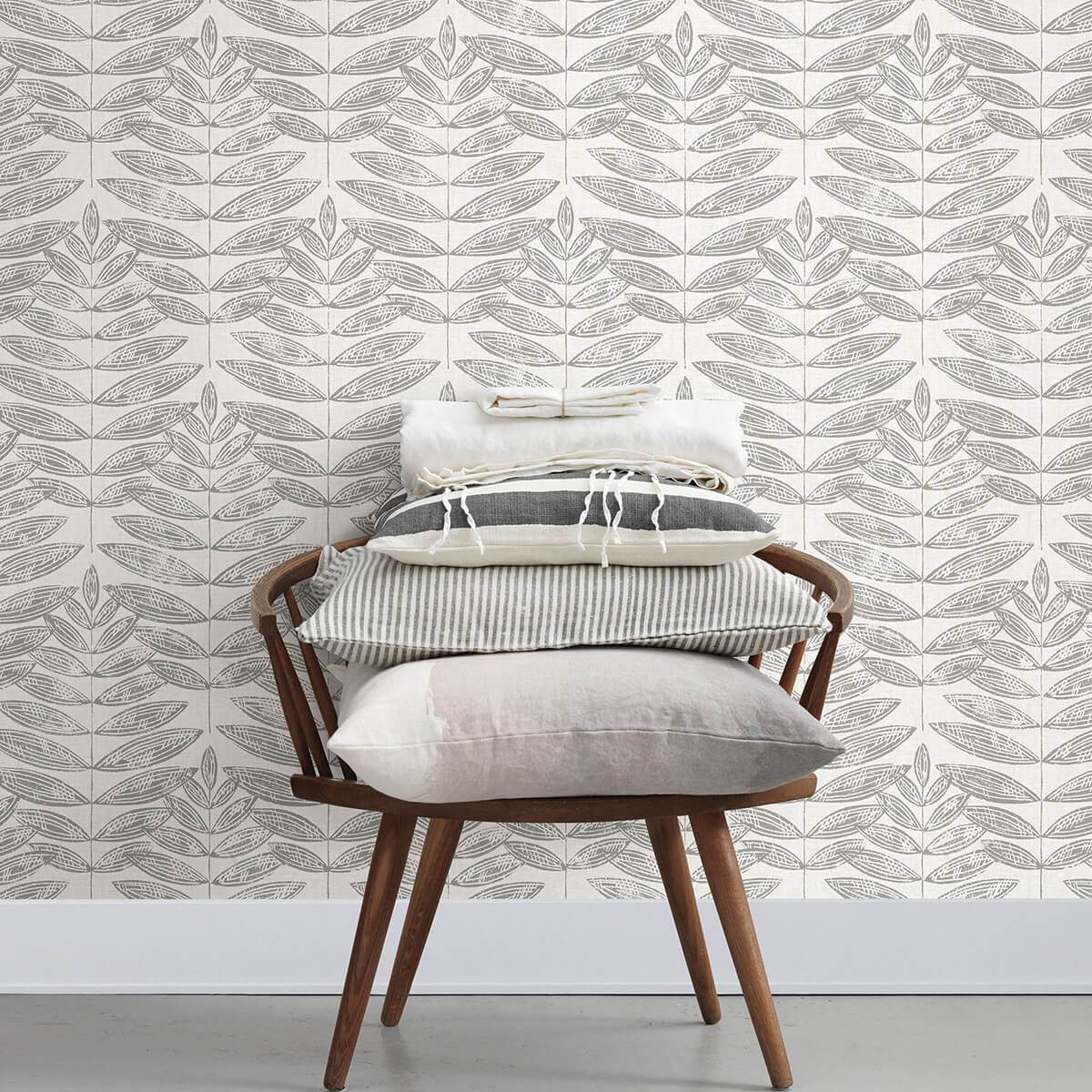 akira-grey-leaf-wallpaper-york-wallcoverings-2999-25101 - York Wallcoverings Wallpaper