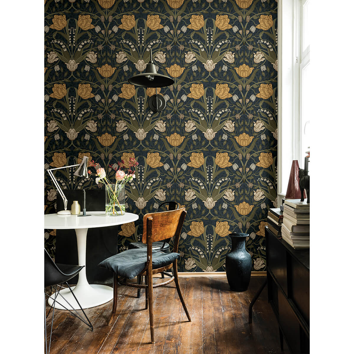 filippa-navy-tulip-wallpaper-york-wallcoverings-2999-44106 - York Wallcoverings Wallpaper