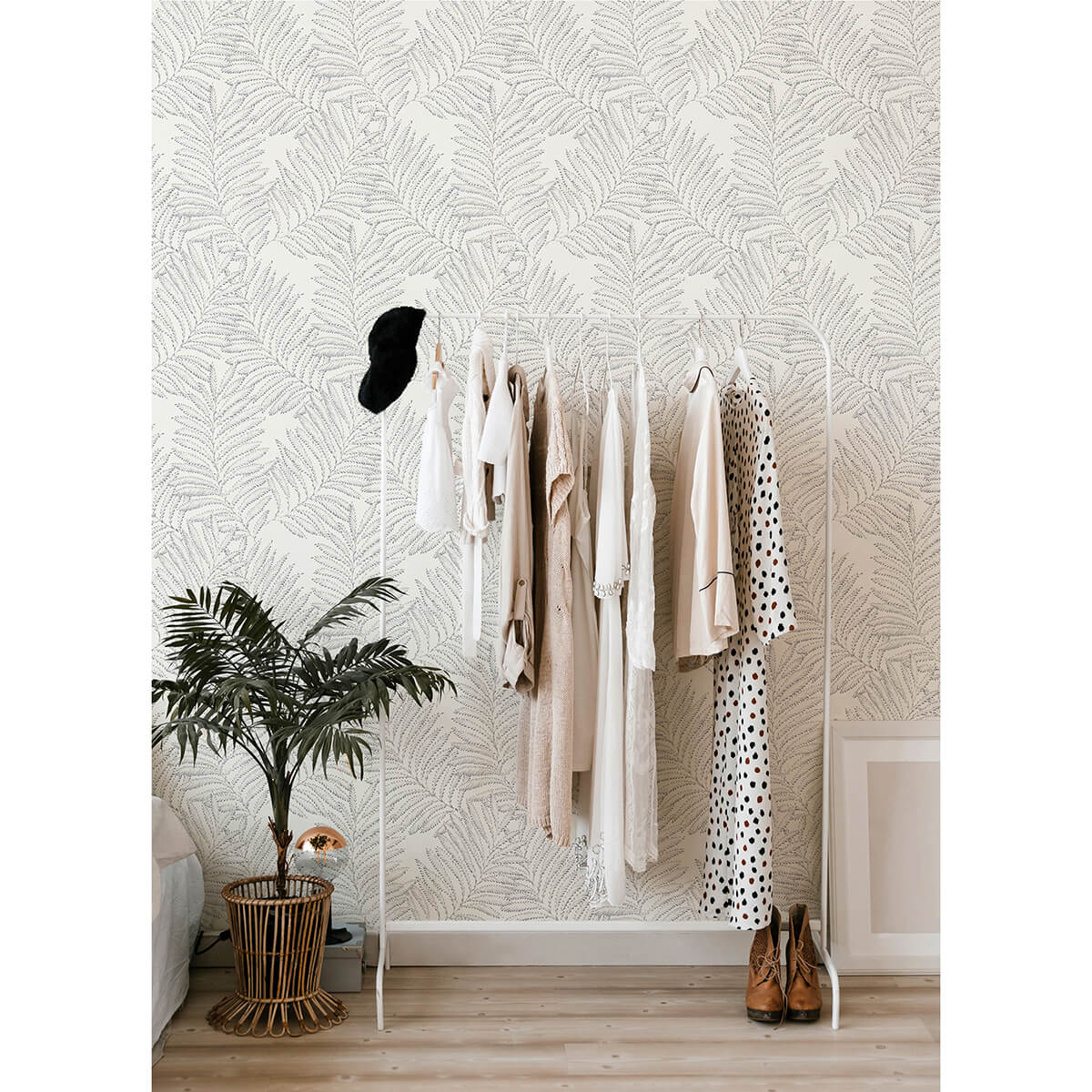finnley-grey-inked-fern-wallpaper-york-wallcoverings-2973-90505 - York Wallcoverings Papel pintado