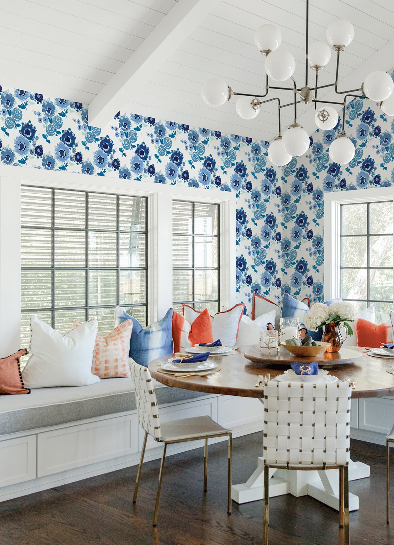 essie-blue-painterly-floral-wallpaper-york-wallcoverings-4081-26324