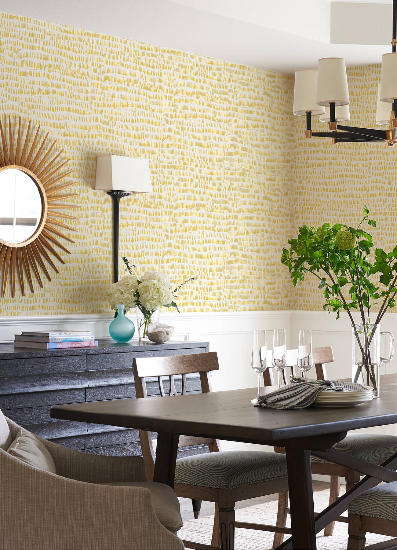 runes-yellow-brushstrokes-wallpaper-york-wallcoverings-4081-26360 - York Wallcoverings Papel pintado