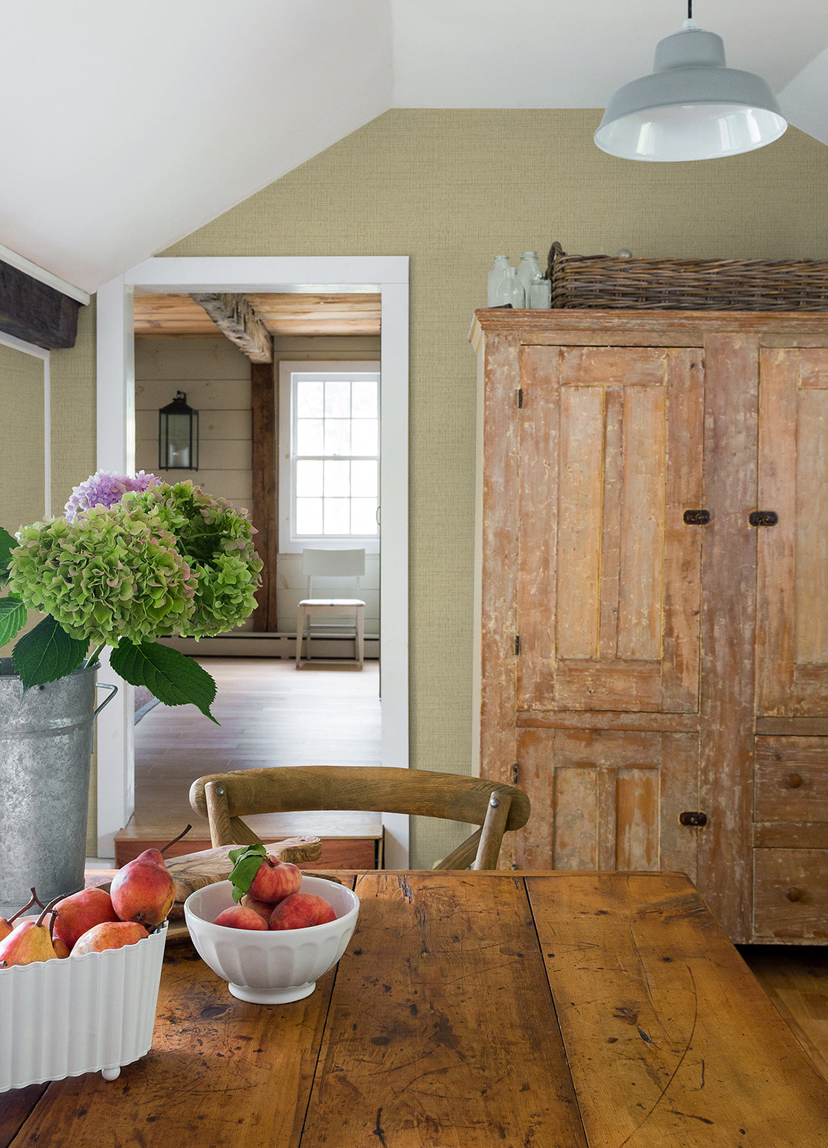 solitude-honey-distressed-texture-wallpaper-york-wallcoverings-3124-13986