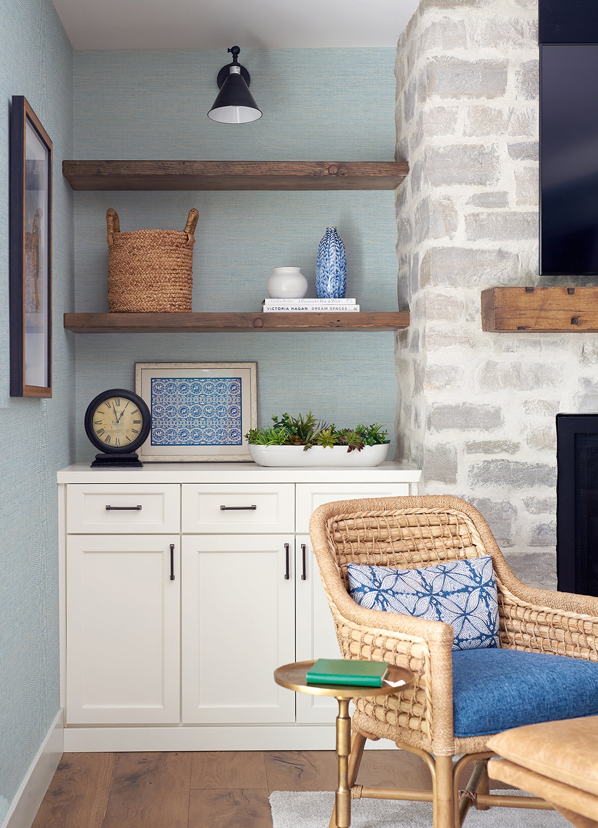 agave-blue-faux-grasscloth-wallpaper-york-wallcoverings-3124-24283