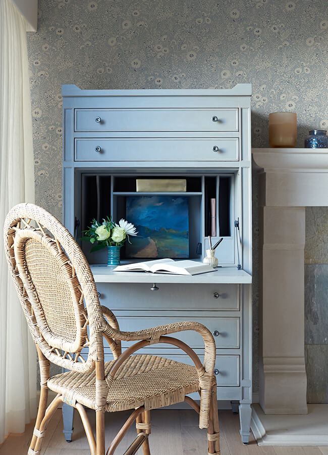 agathon-light-blue-floral-wallpaper-york-wallcoverings-4072-70050 - York Wallcoverings Papel pintado