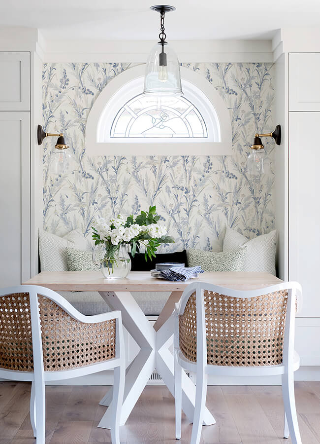 hillaire-navy-meadow-wallpaper-york-wallcoverings-4072-70028 - York Wallcoverings Papel pintado