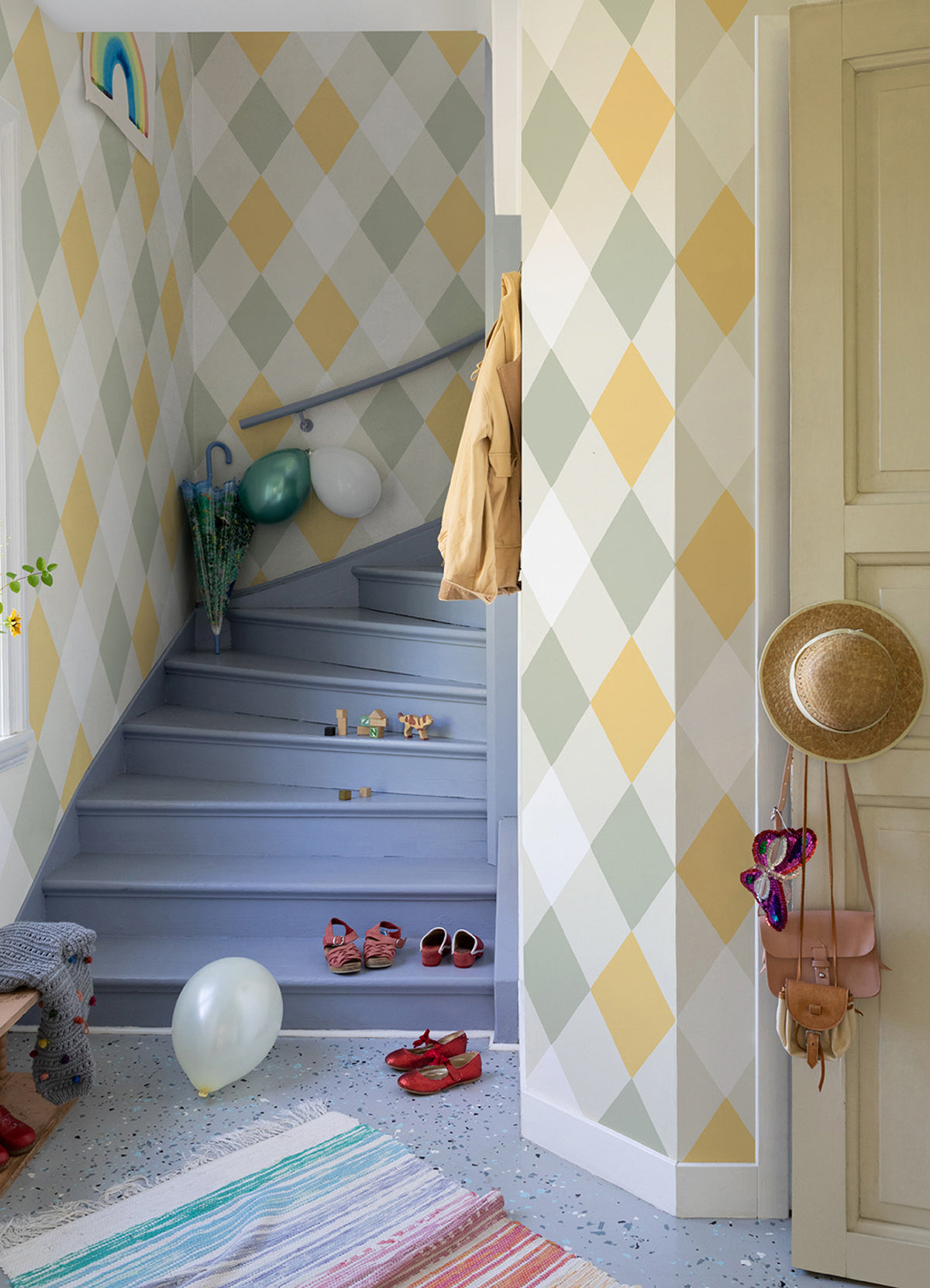 kalas-pastel-diamond-wallpaper-york-wallcoverings-4111-63032