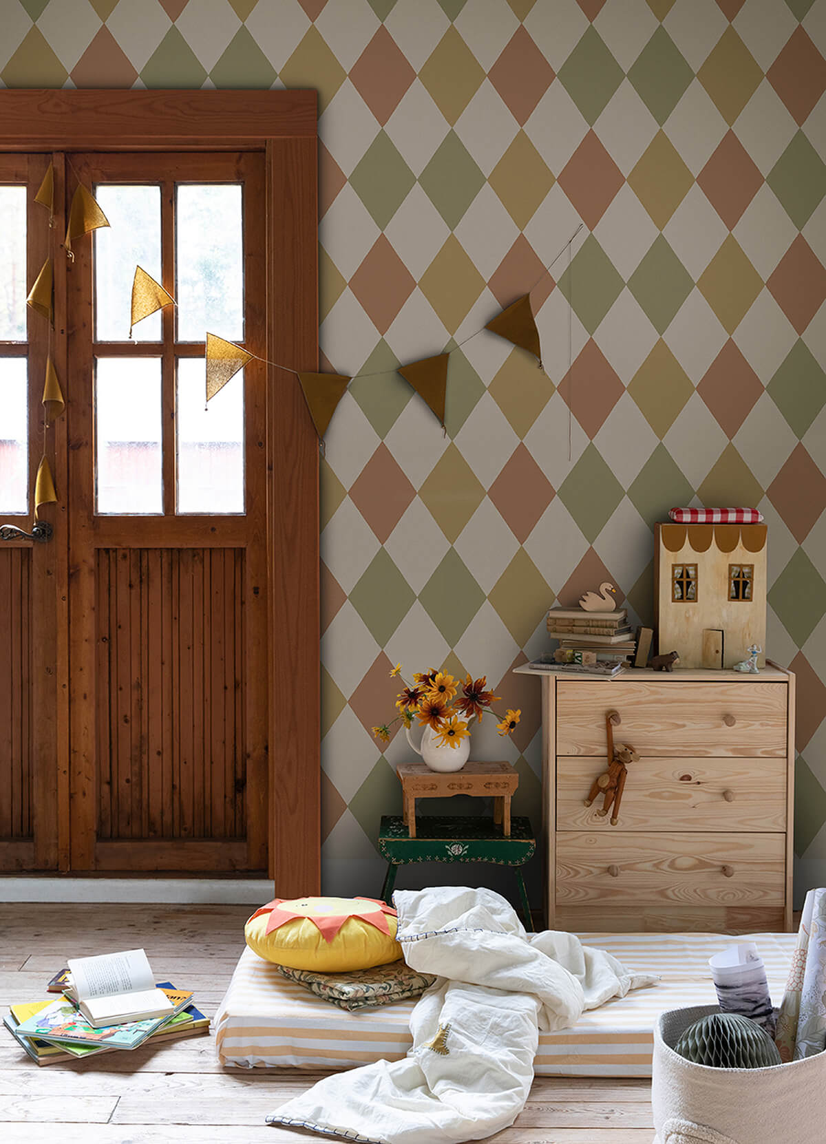 kalas-mustard-diamond-wallpaper-york-wallcoverings-4111-63027 - York Wallcoverings Wallpaper