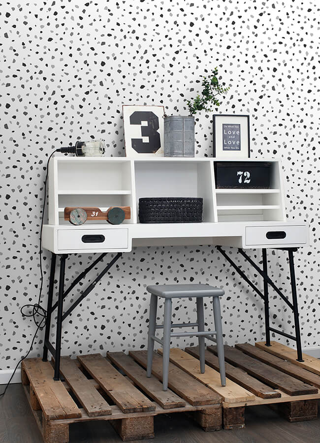 ona-charcoal-terrazzo-wallpaper-york-wallcoverings-4060-139034 - York Wallcoverings Papel pintado
