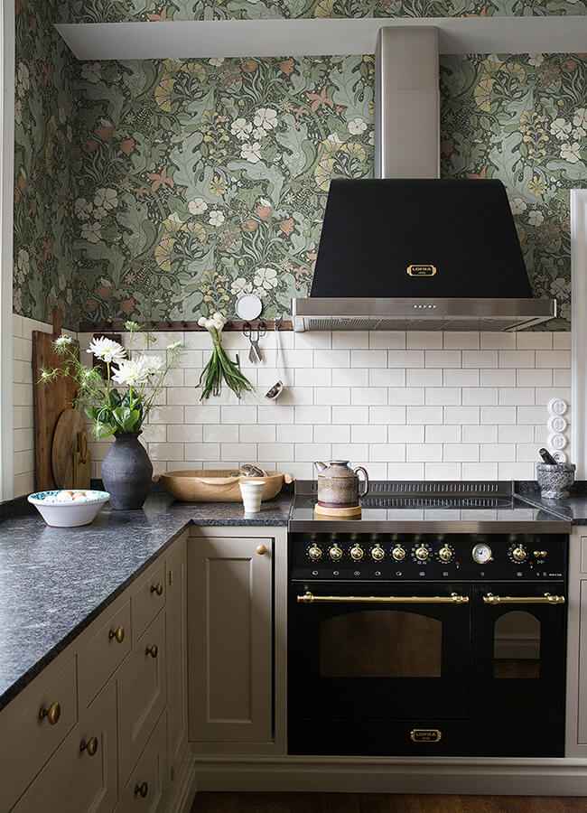 Elise Green Nouveau Gardens Wallpaper - York Wallcoverings - 4080-83103 - York Wallcoverings Wallpaper