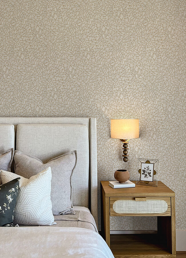 soma-silver-metallic-crackling-wallpaper-york-wallcoverings-4105-86624 - York Wallcoverings Wallpaper