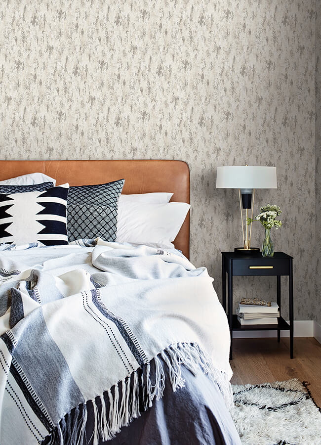 diorite-silver-splatter-wallpaper-york-wallcoverings-4105-86641 - York Wallcoverings Wallpaper