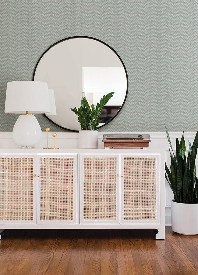 glynn-sky-blue-chevron-wallpaper-york-wallcoverings-4074-26649 - York Wallcoverings Papel pintado