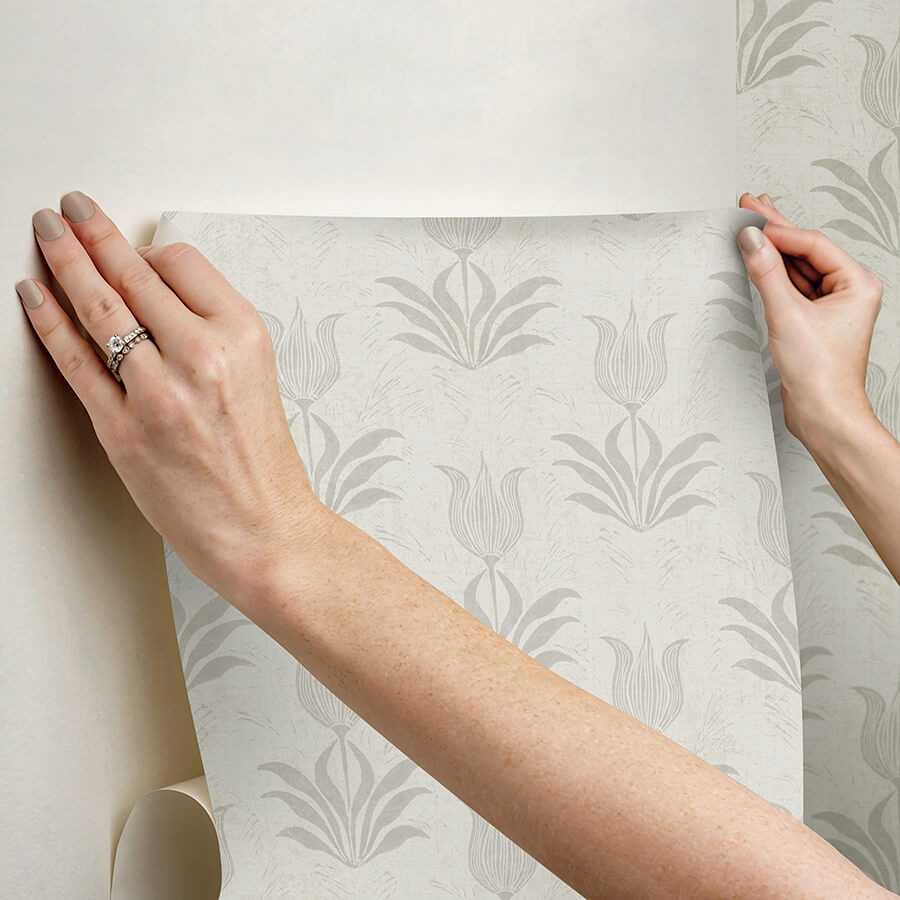 grey-parrot-tulip-peel-and-stick-wallpaper-york-wallcoverings-jhs5033 - York Wallcoverings Wallpaper