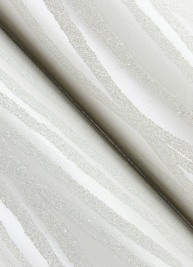 galyn-white-pearlescent-wave-wallpaper-york-wallcoverings-4121-72206