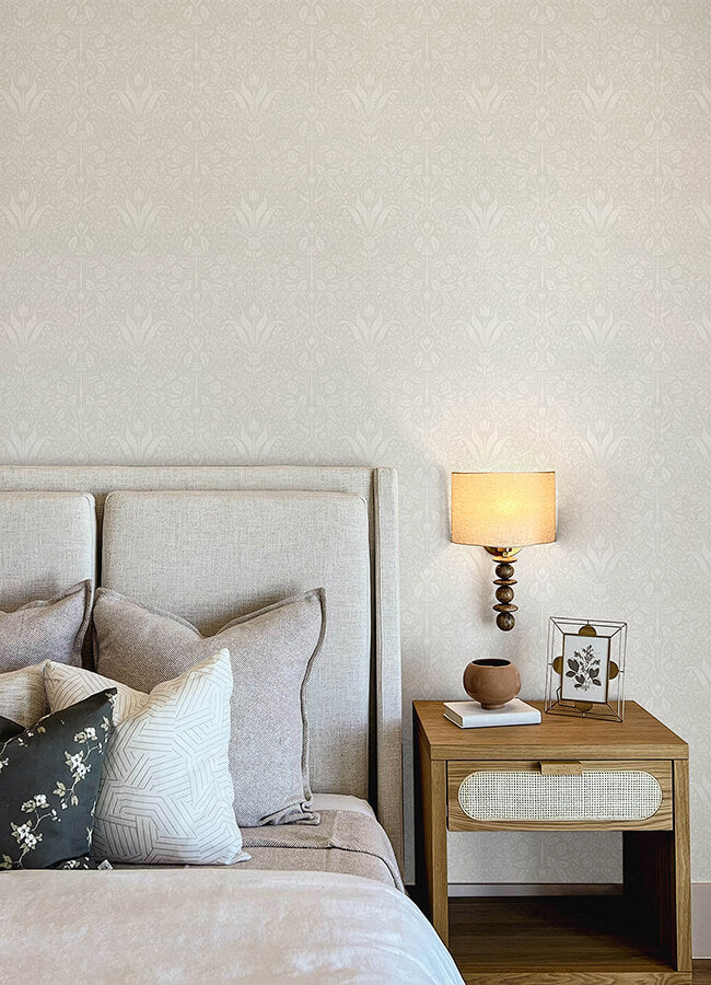 mara-light-grey-tulip-ogee-wallpaper-york-wallcoverings-4143-34007 - York Wallcoverings Papel pintado