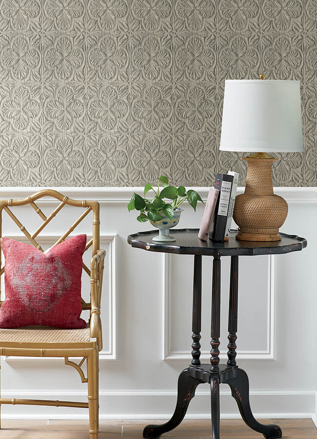karachi-taupe-wooden-damask-wallpaper-york-wallcoverings-3125-72336 - York Wallcoverings Papel pintado