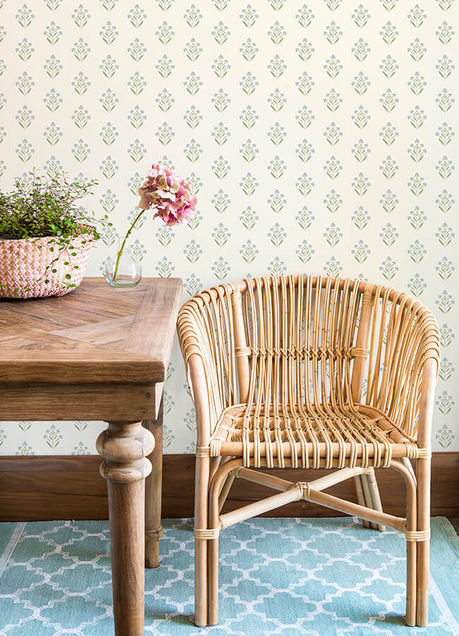 kova-aquamarine-floral-crest-wallpaper-york-wallcoverings-3125-72351 - York Wallcoverings Wallpaper