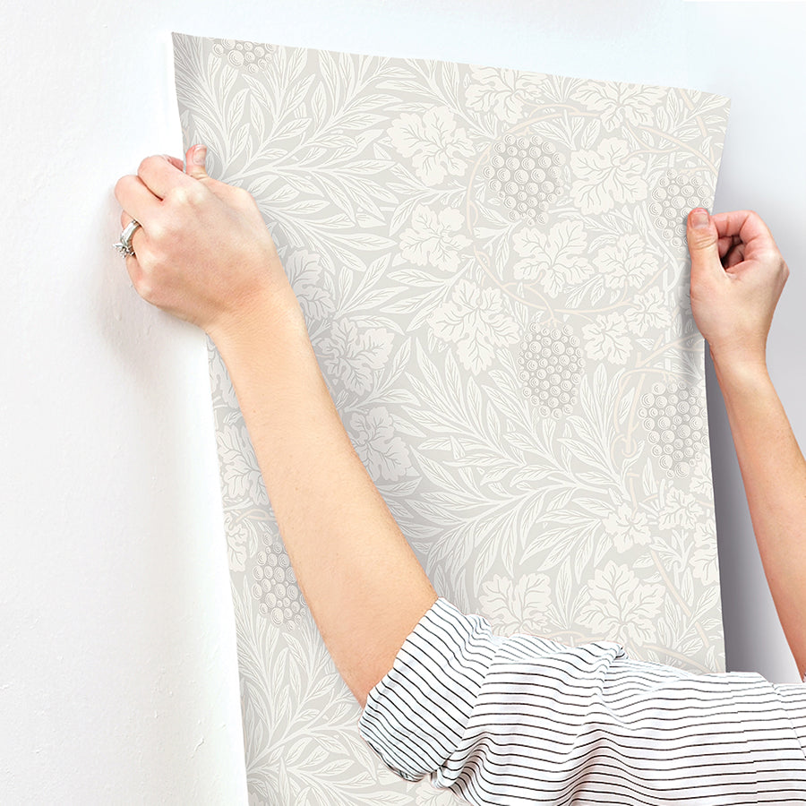 vine-white-woodland-fruits-wallpaper-york-wallcoverings-4153-82016