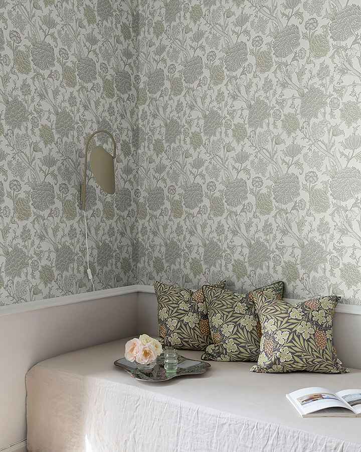 Cray Light Green Floral Trail Wallpaper - York Wallcoverings - 4153-82032 - York Wallcoverings Wallpaper