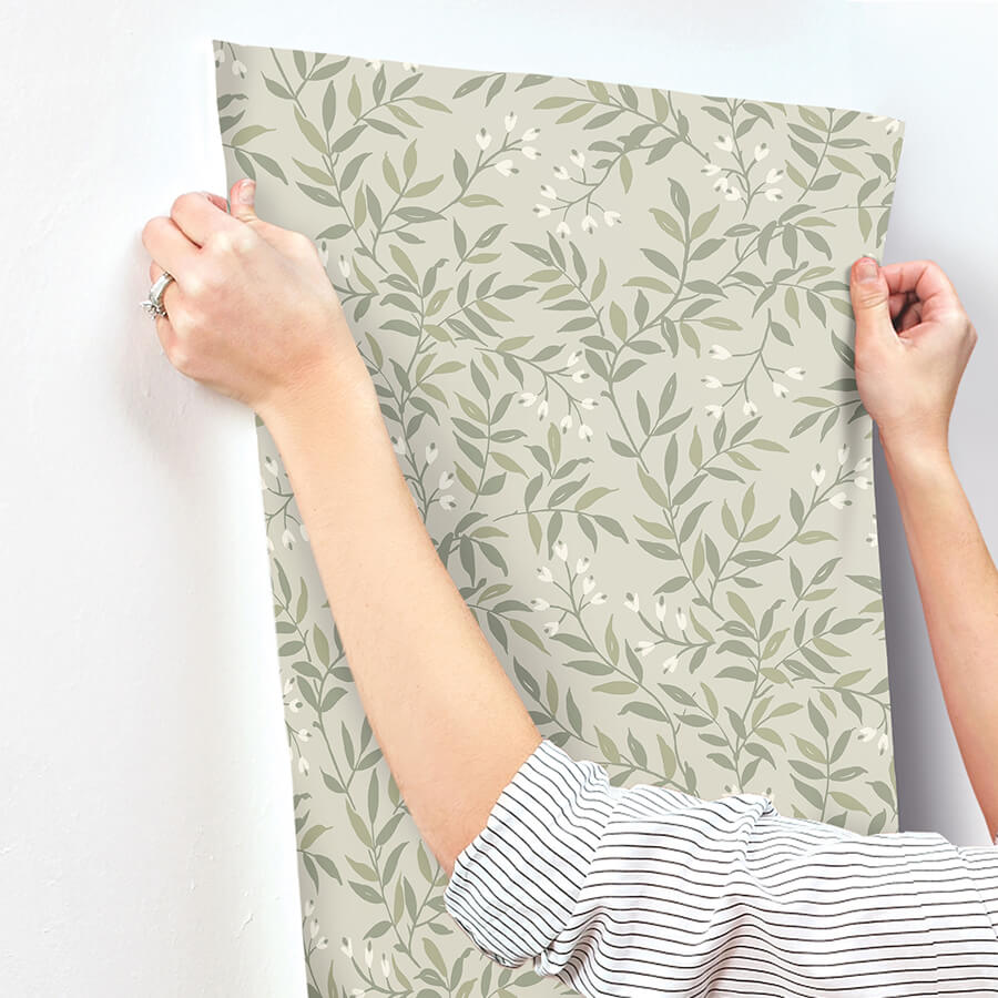senna-green-budding-vines-wallpaper-york-wallcoverings-4134-72523 - York Wallcoverings Wallpaper