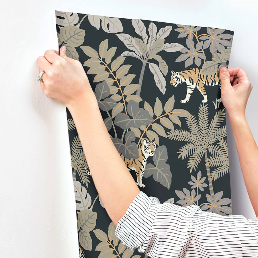 caspian-charcoal-jungle-prowl-wallpaper-york-wallcoverings-4146-27249 - York Wallcoverings Wallpaper