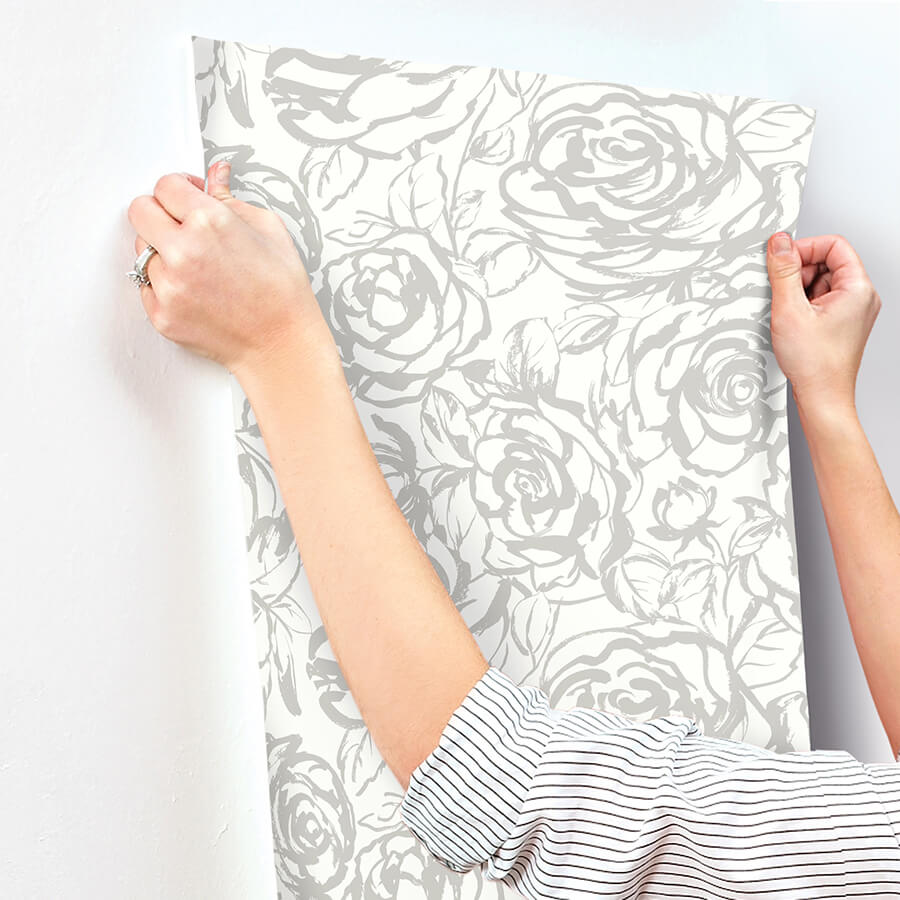Nelda Silver Rose Wallpaper - York Wallcoverings - 4135-72709 - York Wallcoverings Wallpaper