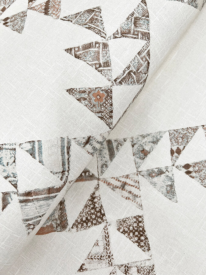 scrap-quilt-light-brown-wallpaper-york-wallcoverings-4142-72631 - York Wallcoverings Wallpaper