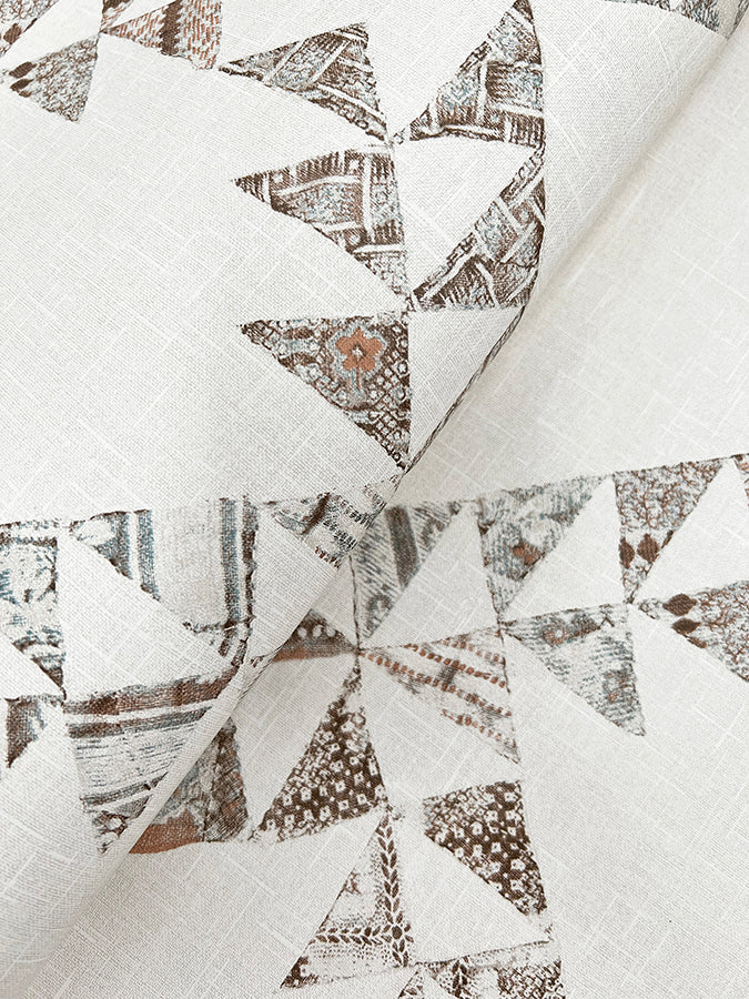 scrap-quilt-light-brown-wallpaper-york-wallcoverings-4142-72631