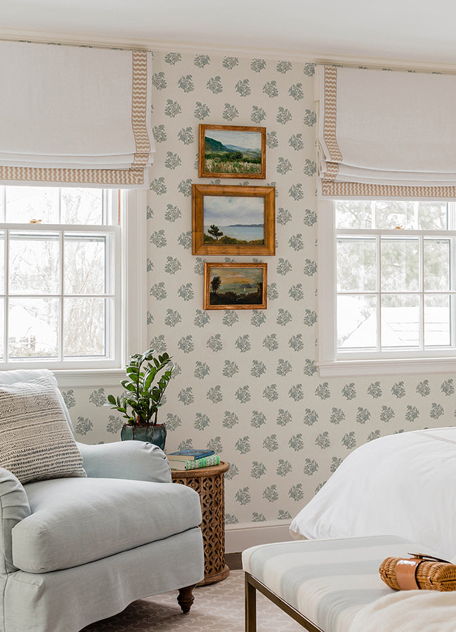 overbrook-sage-bouquet-toss-wallpaper-york-wallcoverings-ast6359